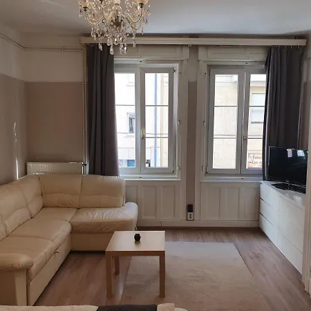 Charming In The Heart Of Apartman
